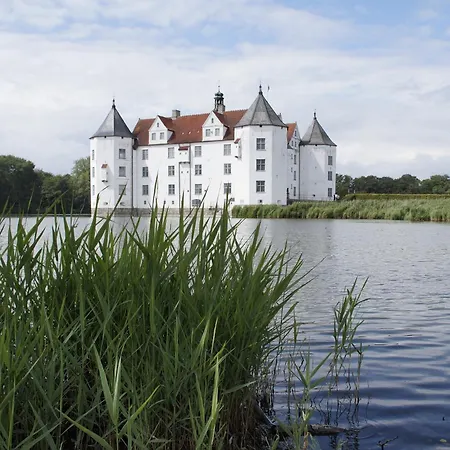 Ankerplatz No 8, Charmante Fuer Bis Zu 4 Pers Am *